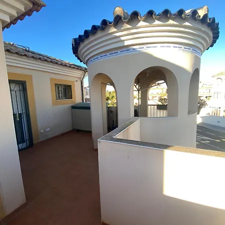 Detached With Private Pool فيلة *