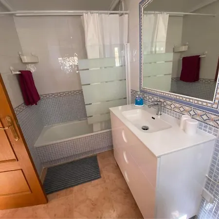 Detached With Private Pool *